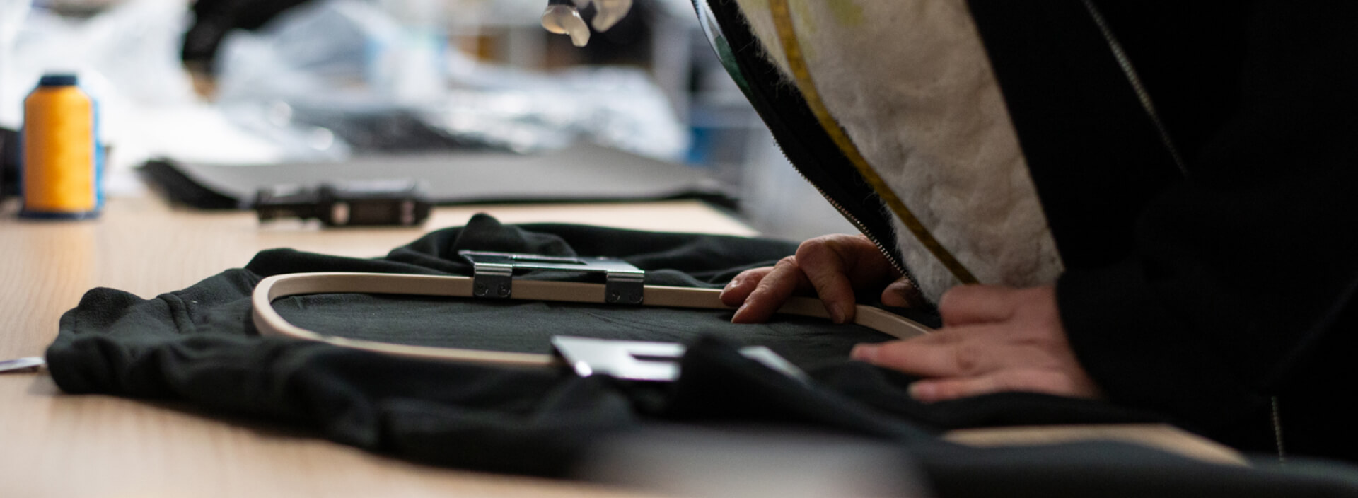 Chez Brodie Broderie sur textile pour profesionnel à Rennes (35) Montgermont Ille-et-Vilaine